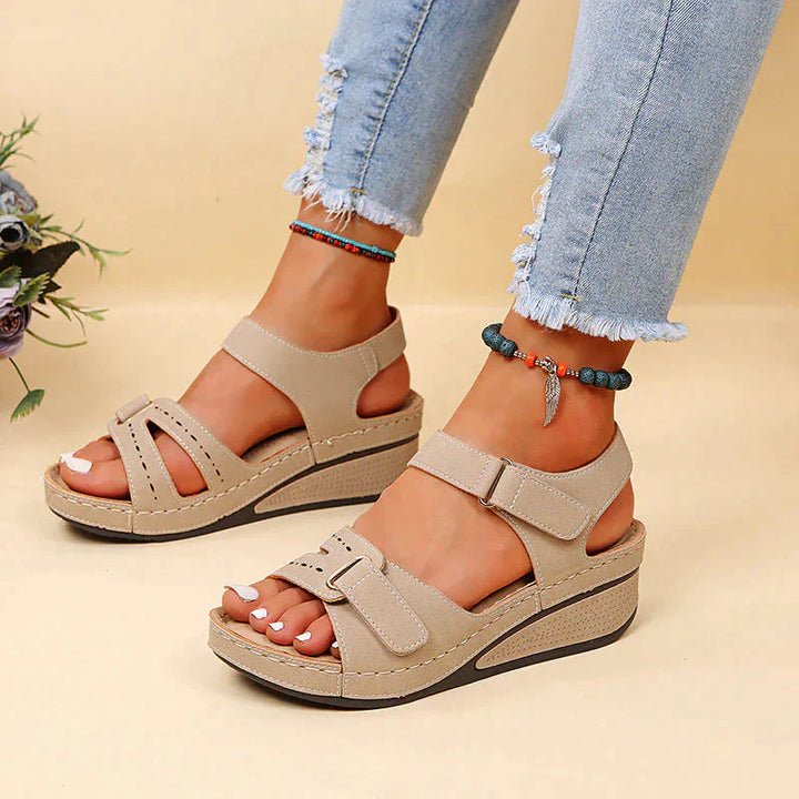 Lisslune | Orthopedic Sandals Comfortable Hiking Shoes That You Want to Wear All Day