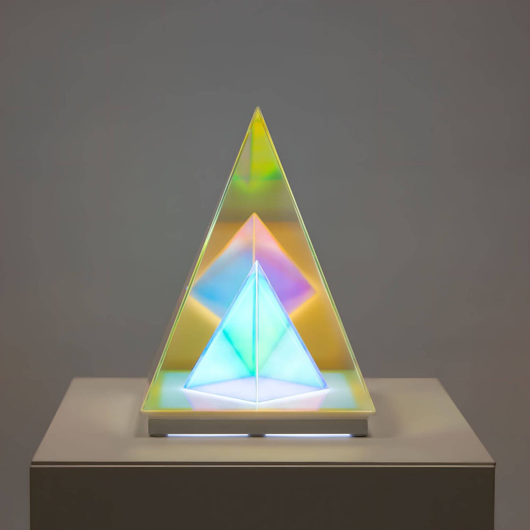 Lisslune | Nova modern LED table lamp for unparalleled style
