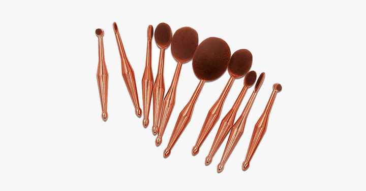 Lisslune | Oval Brush Set in Metallic Gold - Gives you the ultimate blending you need!
