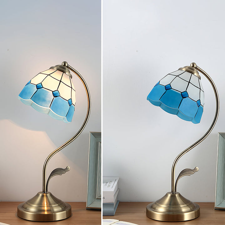 Lisslune | LuxePetal – White and Blue Glass Floral Table Lamp in Gold