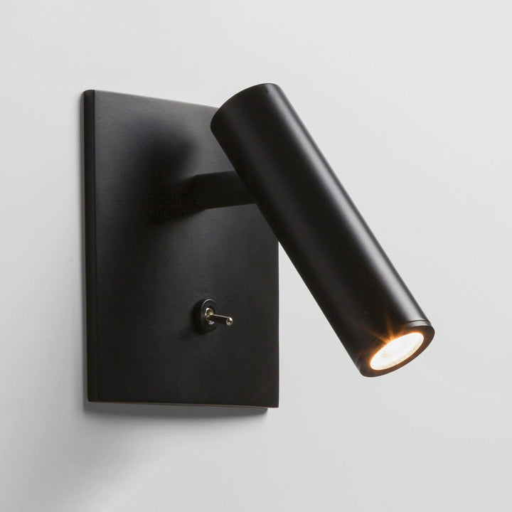 Lisslune | Micro Square Wall Light with Switch