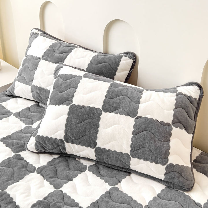 Lisslune | Milk Velvet Checked Bed Linen Fitted Sheet Mattress Cover