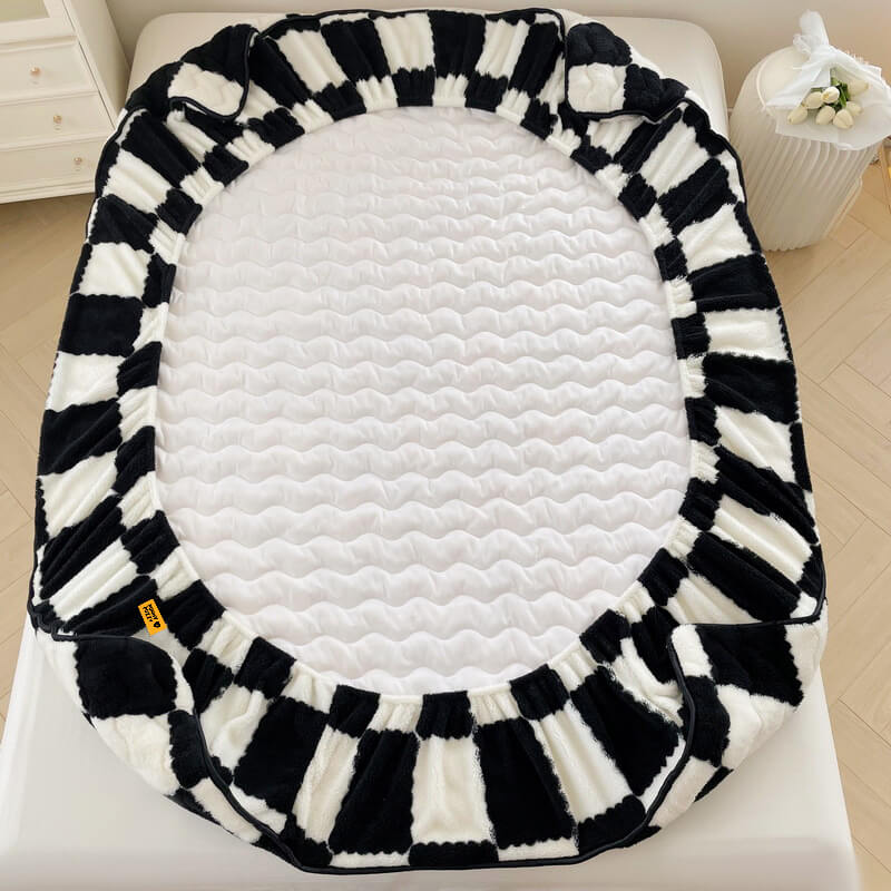 Lisslune | Milk Velvet Checked Bed Linen Fitted Sheet Mattress Cover