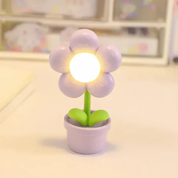 Lisslune | Cute Flower Night Light for Children – LED Table Lamp in Flower Design for the Children's Room