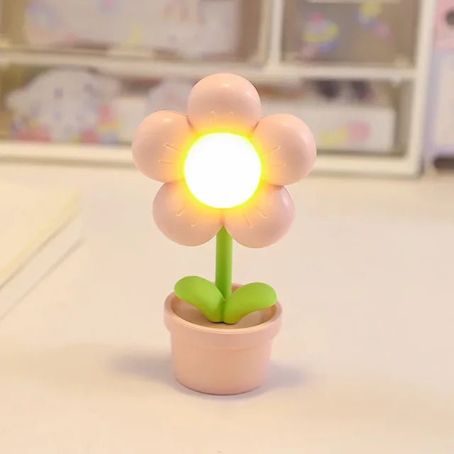 Lisslune | BloomAura – Elegant Petite Flower Table Lamp for Soft Lighting