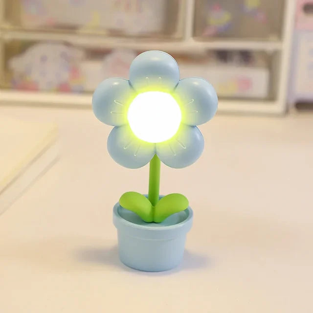 Lisslune | BloomAura – Elegant Petite Flower Table Lamp for Soft Lighting