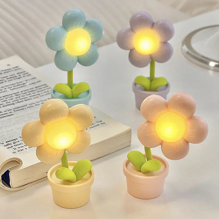 Lisslune | BloomAura – Elegant Petite Flower Table Lamp for Soft Lighting