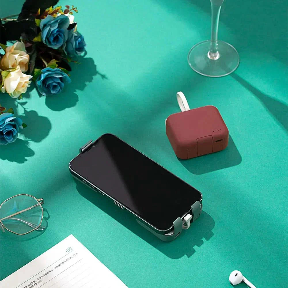 Lisslune | PowerPocket 5000mAh Compact Portable Power Bank