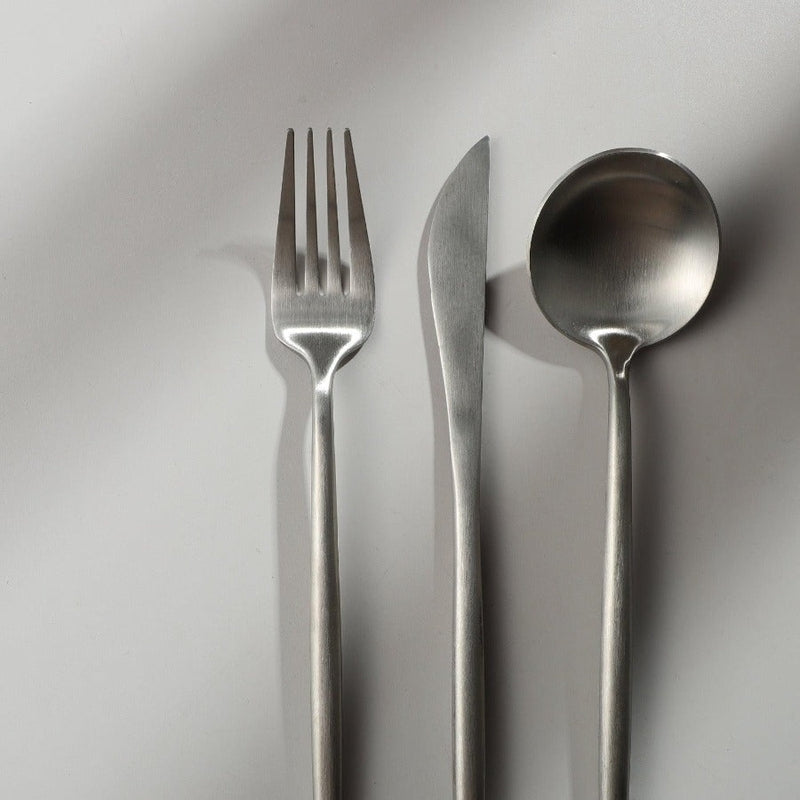 Lisslune | Minimalist Flatware Set – 20-Piece Titanium-Coated Stainless Steel Cutlery | Modern Matte Finish for Elegant Dining