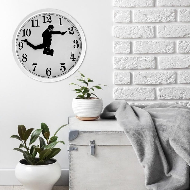 Lisslune | TimeFlies - Stylish and functional wall clocks