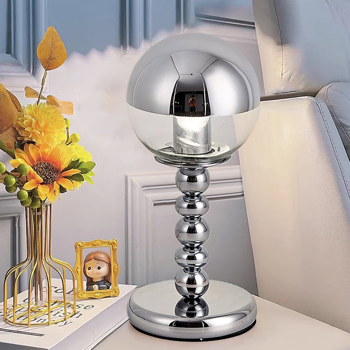 Lisslune | MirrorGlow – Minimalist Chrome Table Lamp
