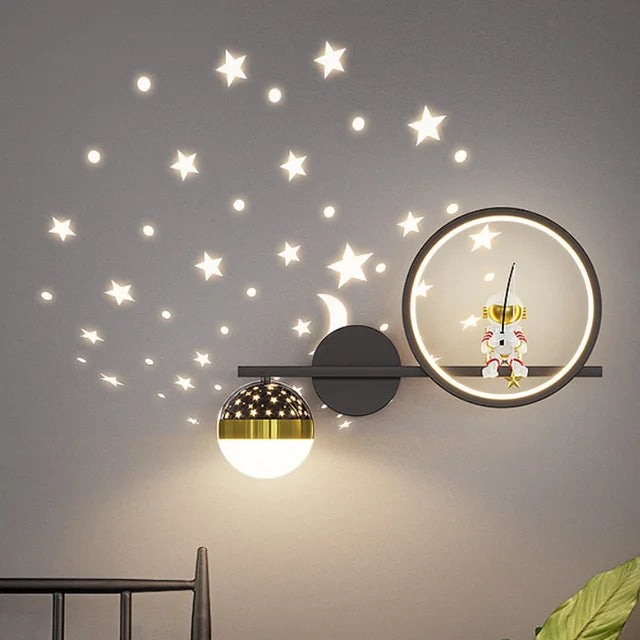 Lisslune | Frendorf - Stylish wall lamp for the cozy nights of children