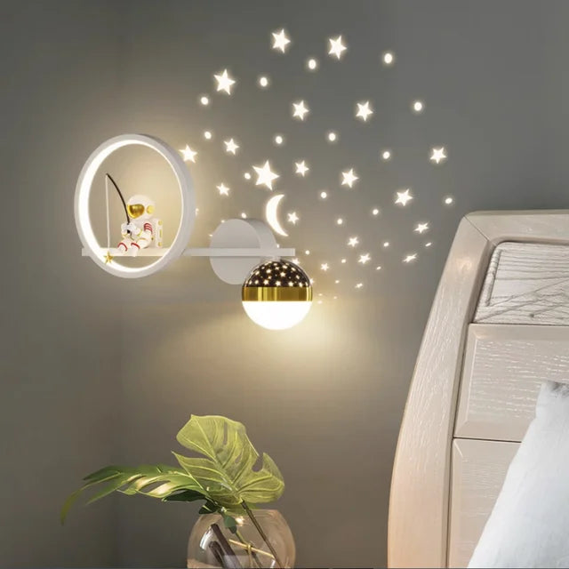 Lisslune | Frendorf - Stylish wall lamp for the cozy nights of children