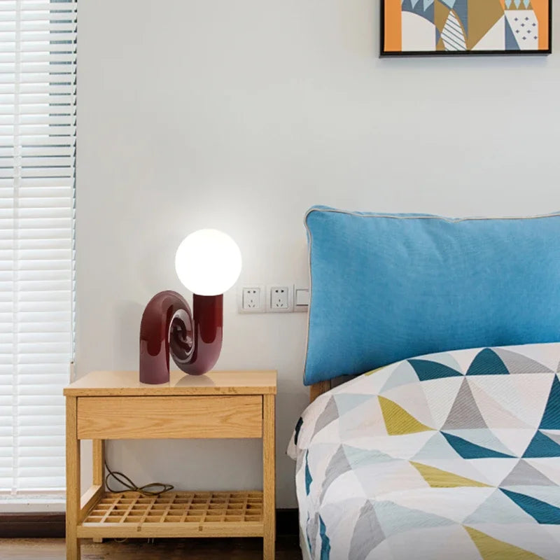 Lisslune | LumiArt – Elegant table lamp with artistic glass design