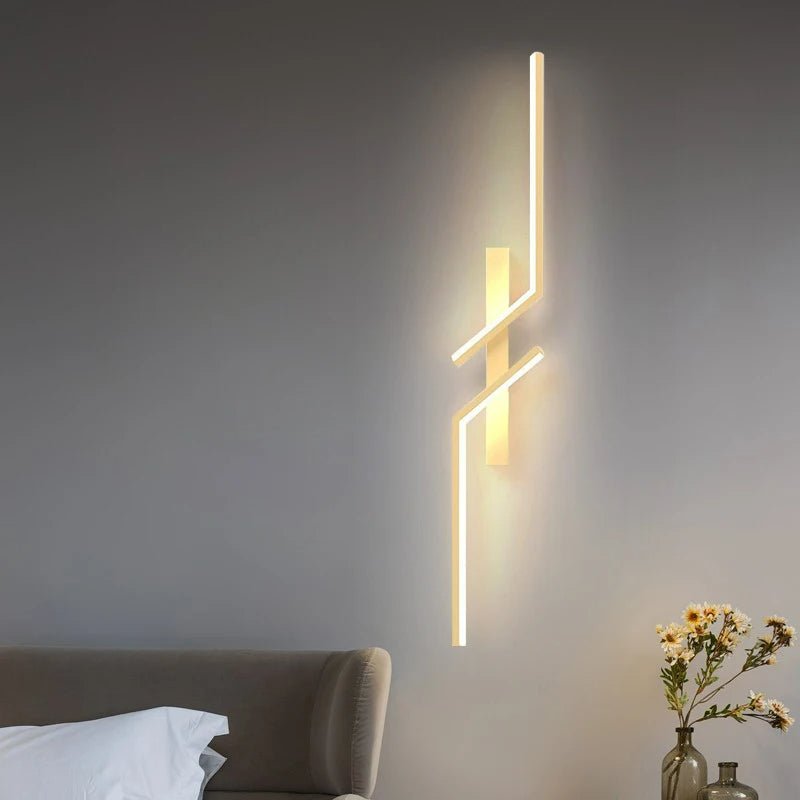 Lisslune | Creative LED wall lamp with stripe design | Modern design and dimmable light in 3 colors