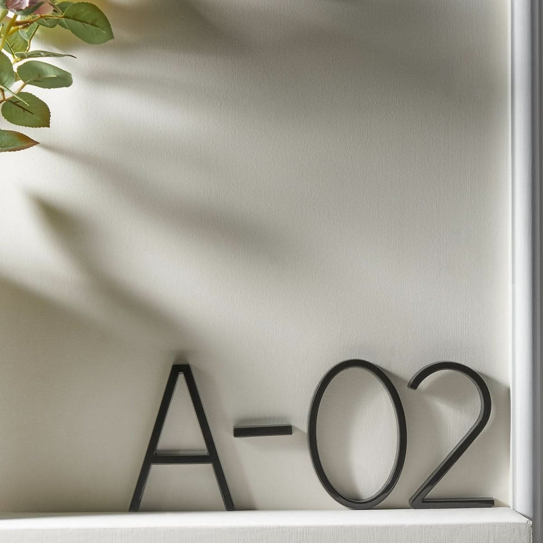 Lisslune | 3D house numbers with floating look & weatherproof quality