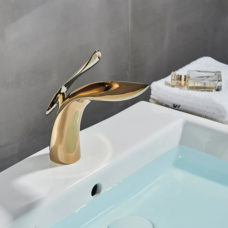 Lisslune | Luxurious modern bathroom faucet