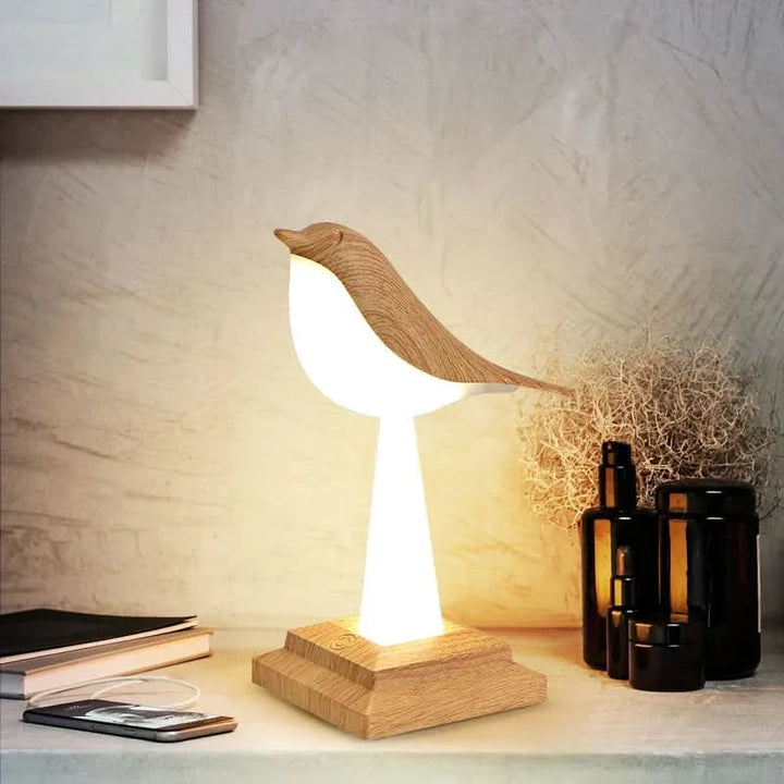 Lisslune | Eclectus Bird-Inspired LED Table Lamp
