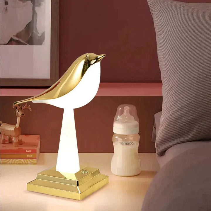 Lisslune | Eclectus Bird-Inspired LED Table Lamp