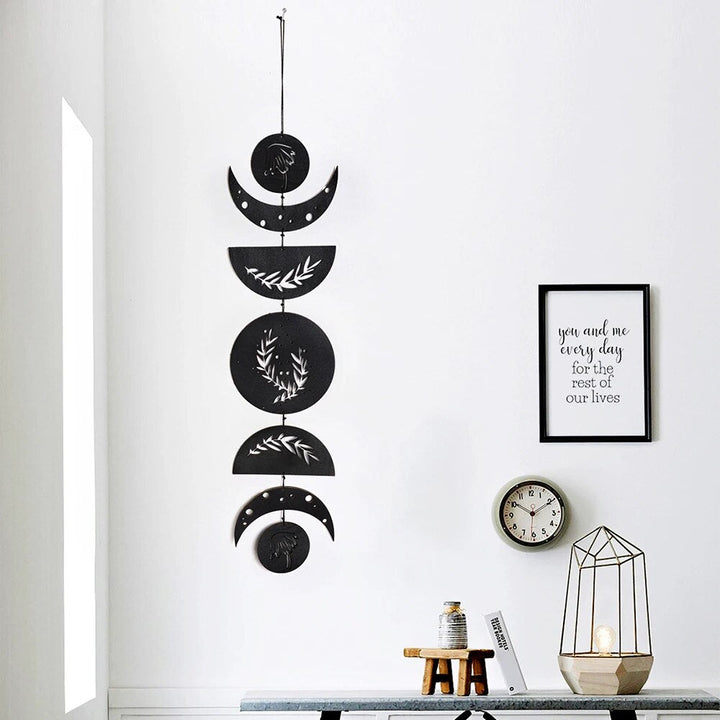 Lisslune | Moon Phase Garland Wall Decoration