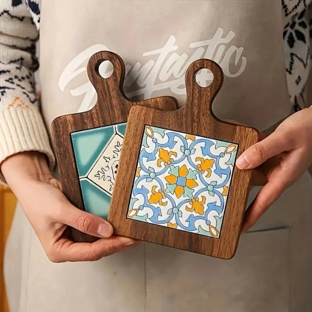 Lisslune | Moroccan Ebony Floral Wooden Trivets
