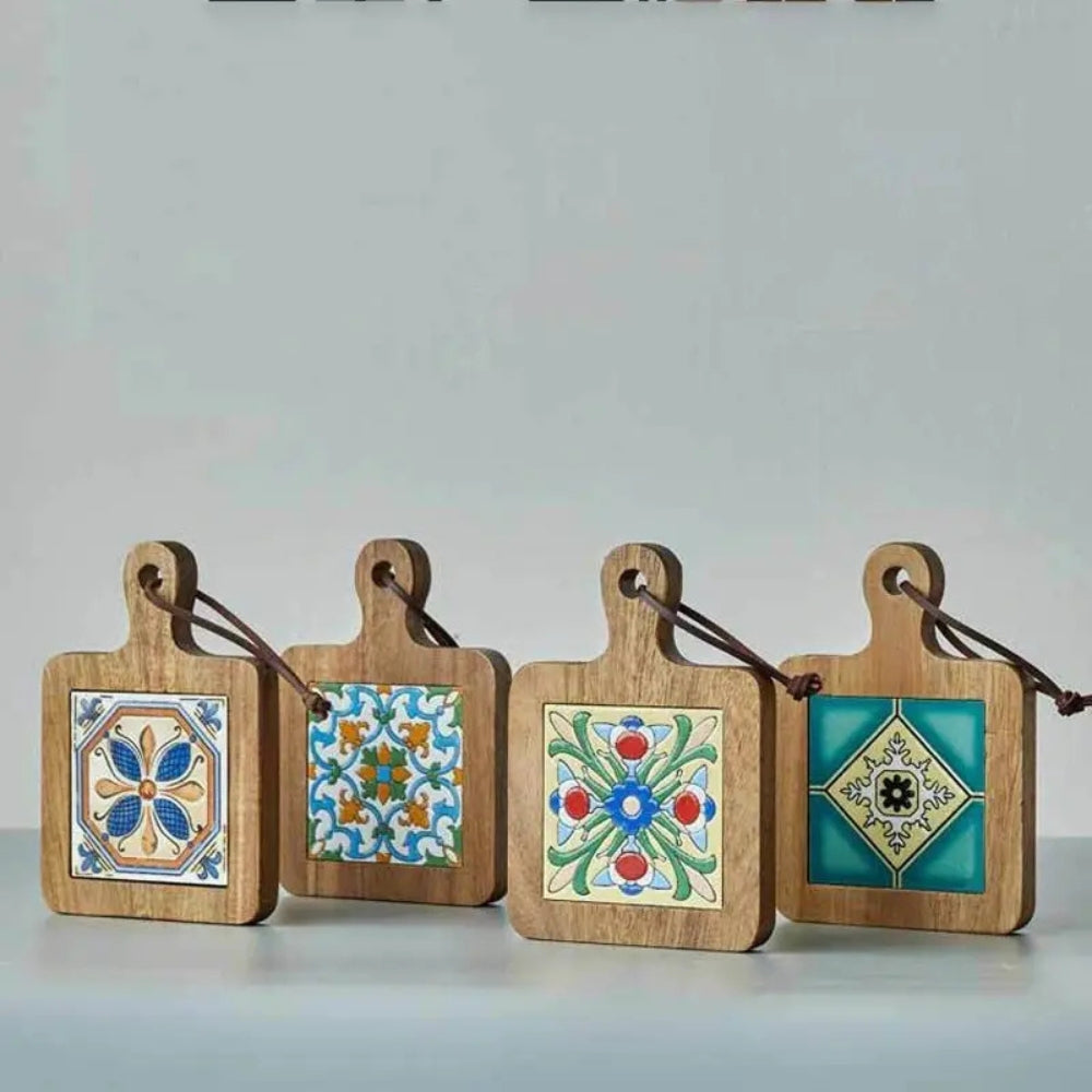Lisslune | Moroccan Ebony Floral Wooden Trivets