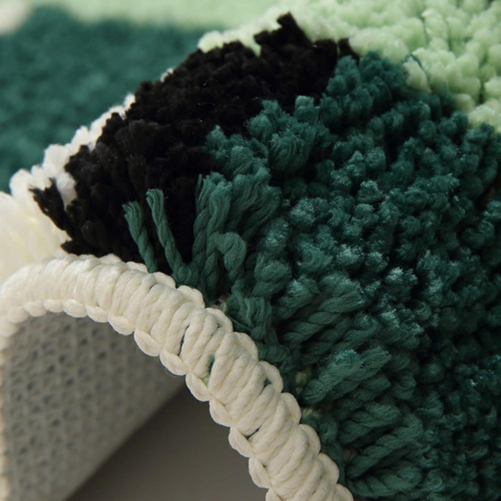 Lisslune | Moss Green Geometric Flock Bath Mat