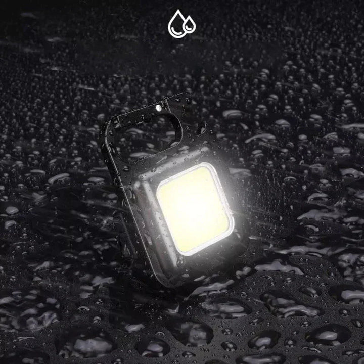 Lisslune | Multifunctional Keychain Emergency Light