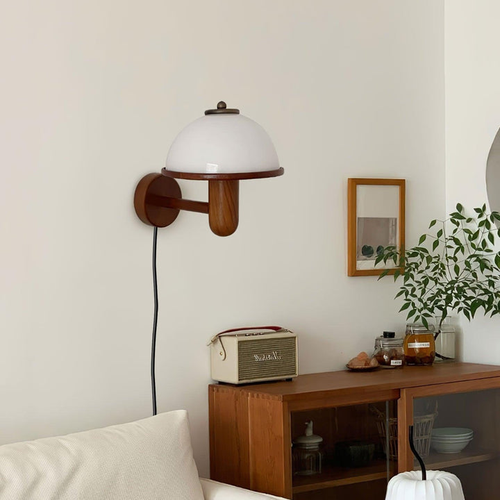 Lisslune | Nordlys Nature Wall Light – Mushroom-shaped Wood-look Decor