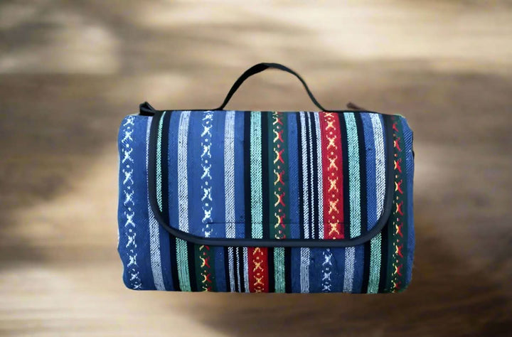 Lisslune | Waterproof picnic blanket with ethnic design for camping & outings