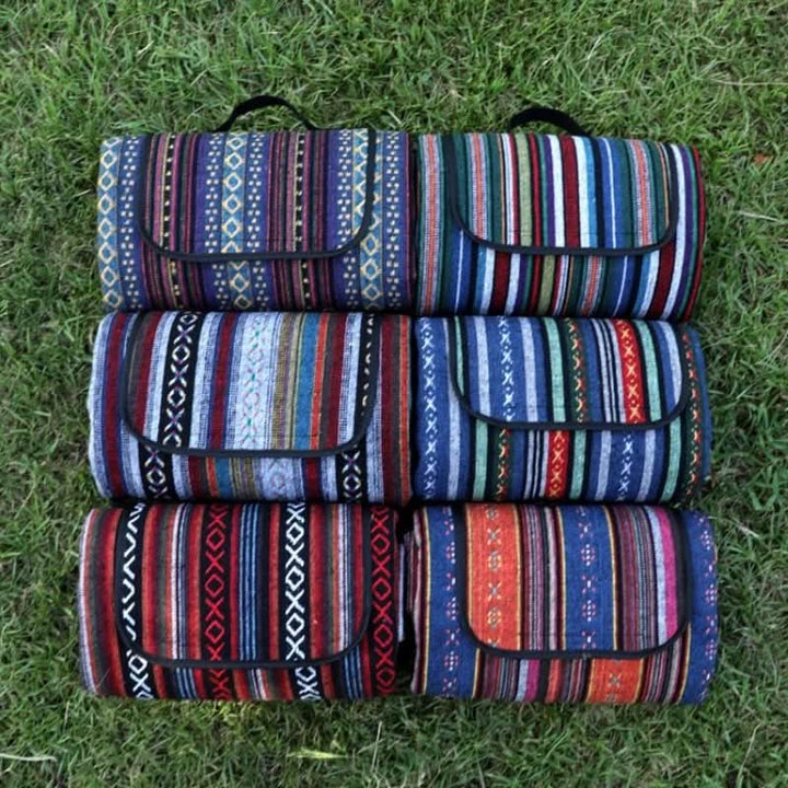 Lisslune | Waterproof picnic blanket with ethnic design for camping & outings