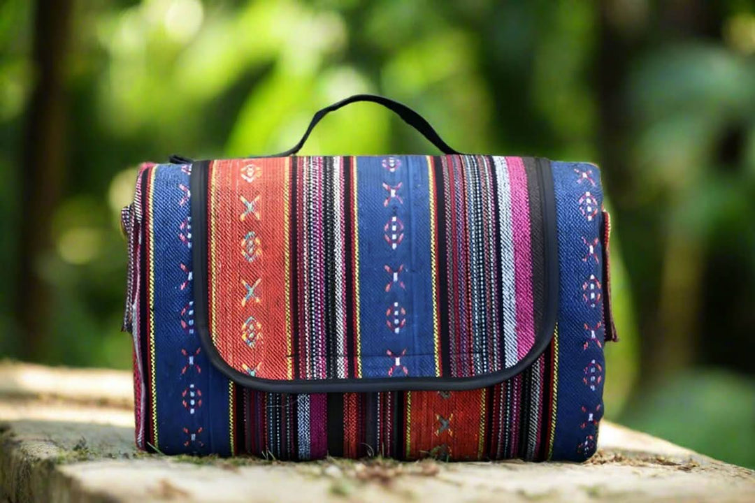 Lisslune | Waterproof picnic blanket with ethnic design for camping & outings