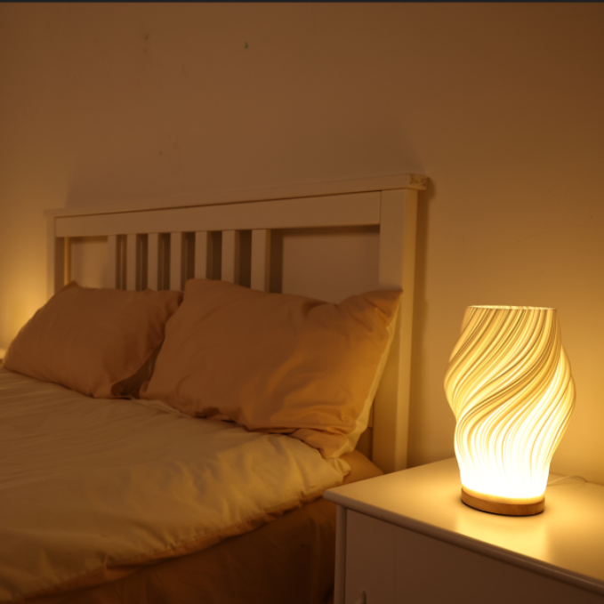 Lisslune | VelaLume - Reliable table lamp with wavy shade design