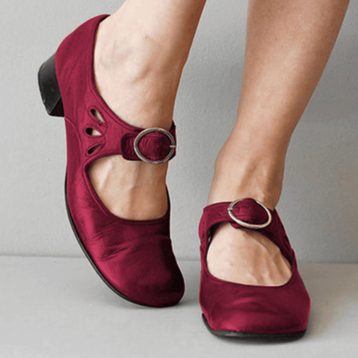 Lisslune | The unique and comfortable sandal