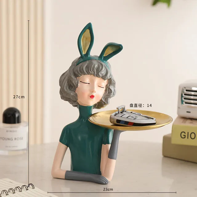 Lisslune | FloralFinesse - Girl Vase Decor