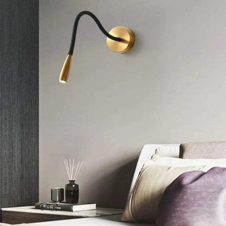 Lisslune | LumaFlex – Modern adjustable LED reading lamp