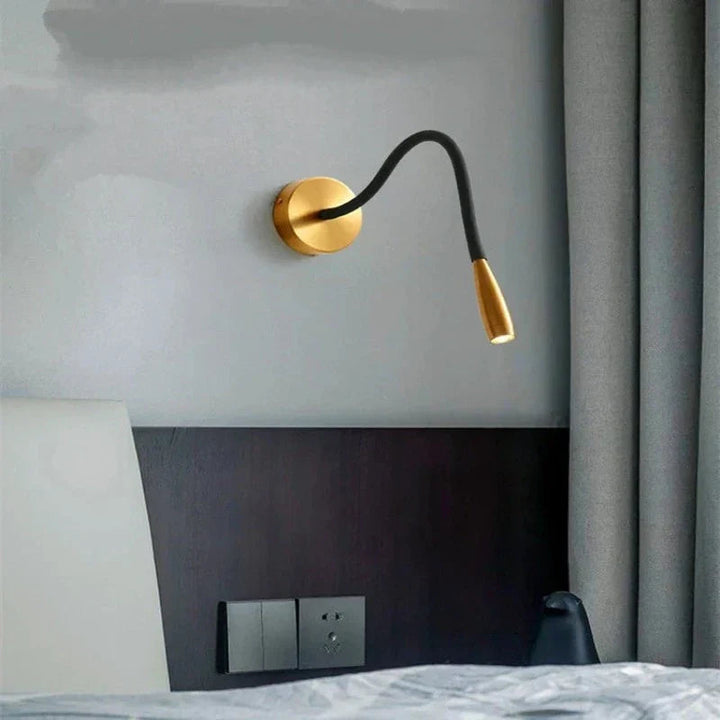 Lisslune | LumaFlex – Modern adjustable LED reading lamp