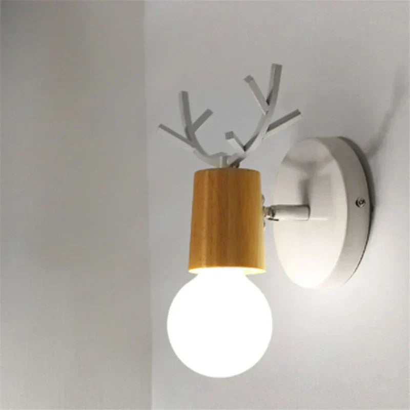 Lisslune | BrightStag - Elegant Antler-Themed Wall Light