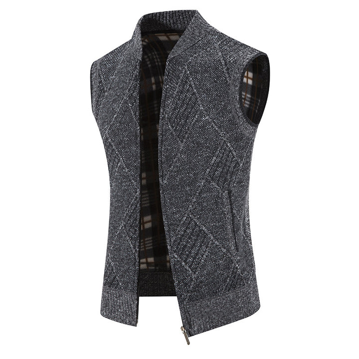 Men's knitted vest with modern cable pattern and practical zipper Lisslune