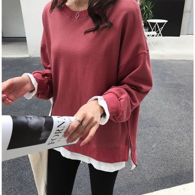 Women's Casual Sweatshirt with Loose Fit and Modern Details