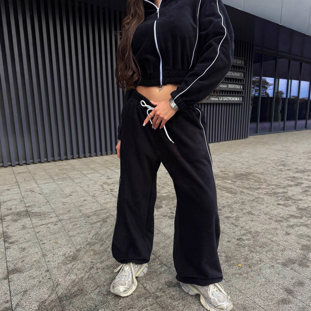 Women's sporty hoodie set with a loose fit Lisslune
