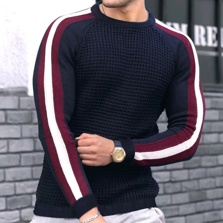 Men's knitted sweater with modern raglan cut and contrasting stripes Lisslune