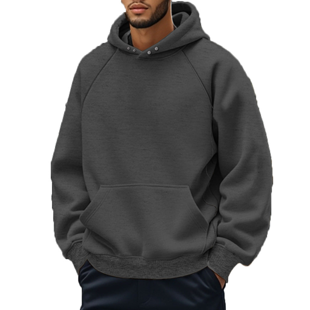 Men's hoodie with a casual cut and practical kangaroo pocket Lisslune