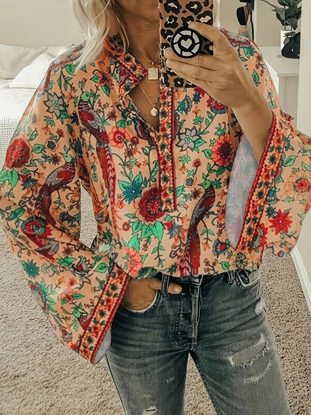 Women’s blouse with floral pattern and wide sleeves Lisslune