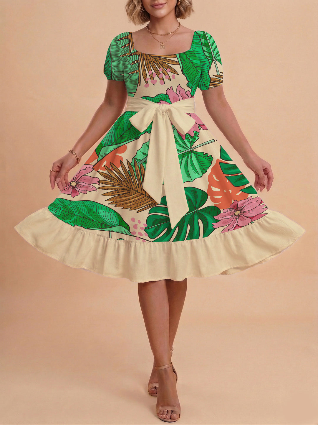 Women's dress with tailored fit and playful floral pattern Lisslune