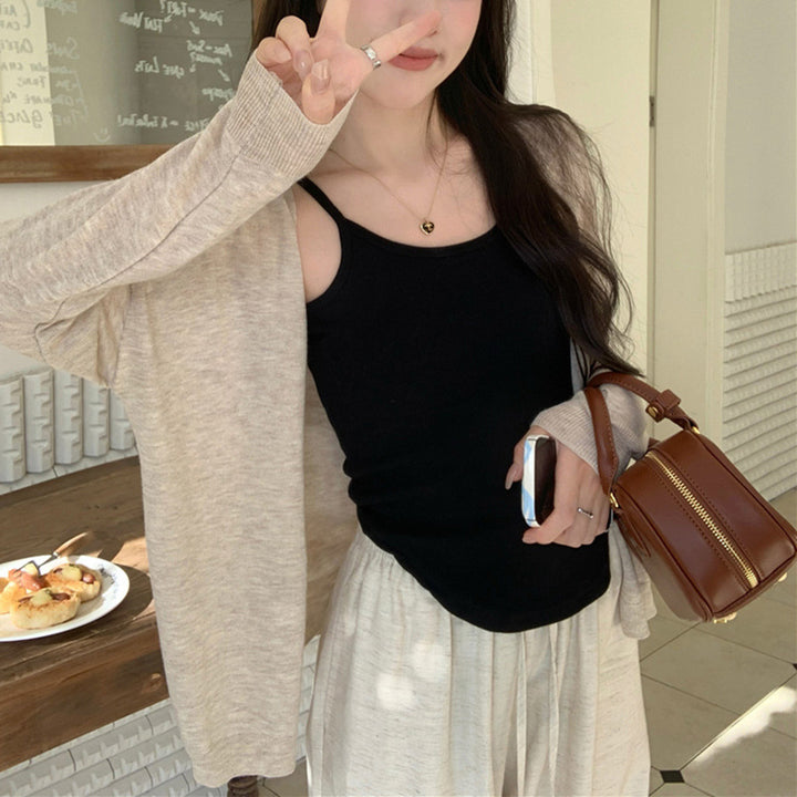 Women's casual knitted cardigan with a loose fit and fine details Lisslune
