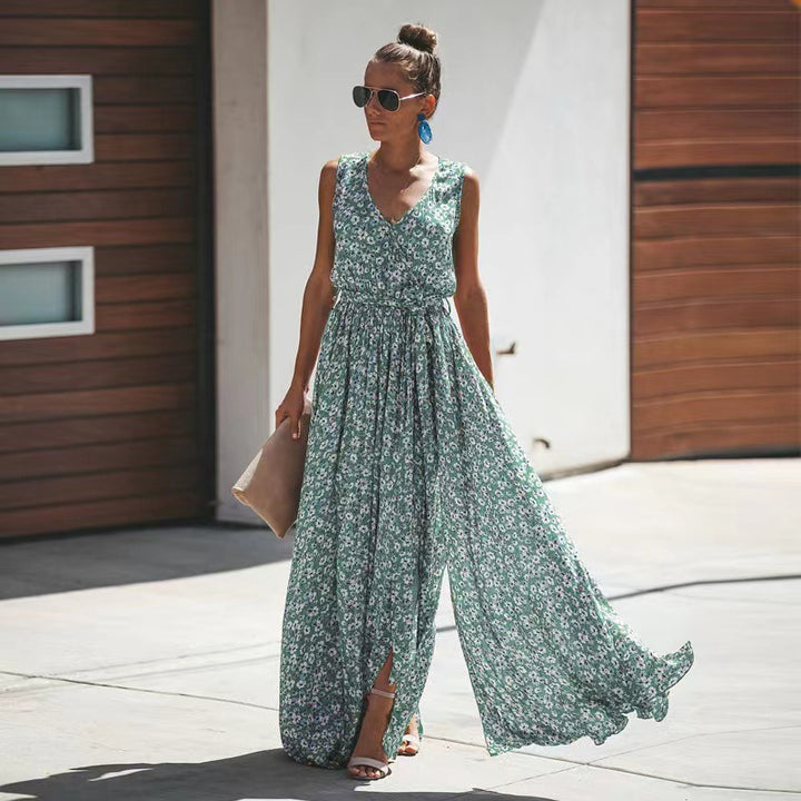 Women's maxi dress with floral design and high slit Lisslune