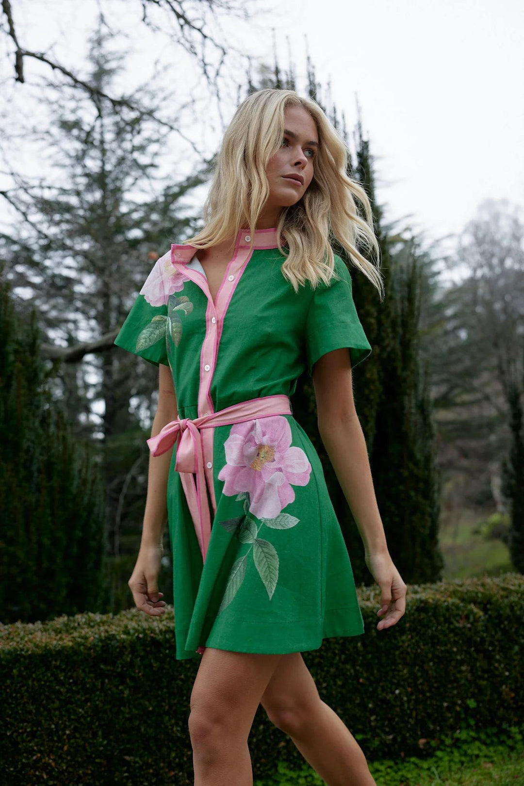 Women's leisure dress with floral pattern and comfortable waist belt Lune London