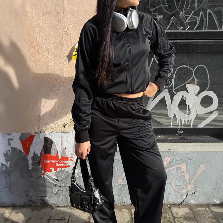 Women's sporty set with high collar and elastic pants Lisslune