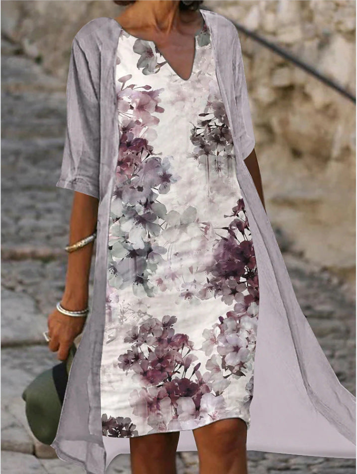 Women's casual dress with floral design and deep V-neck Lisslune
